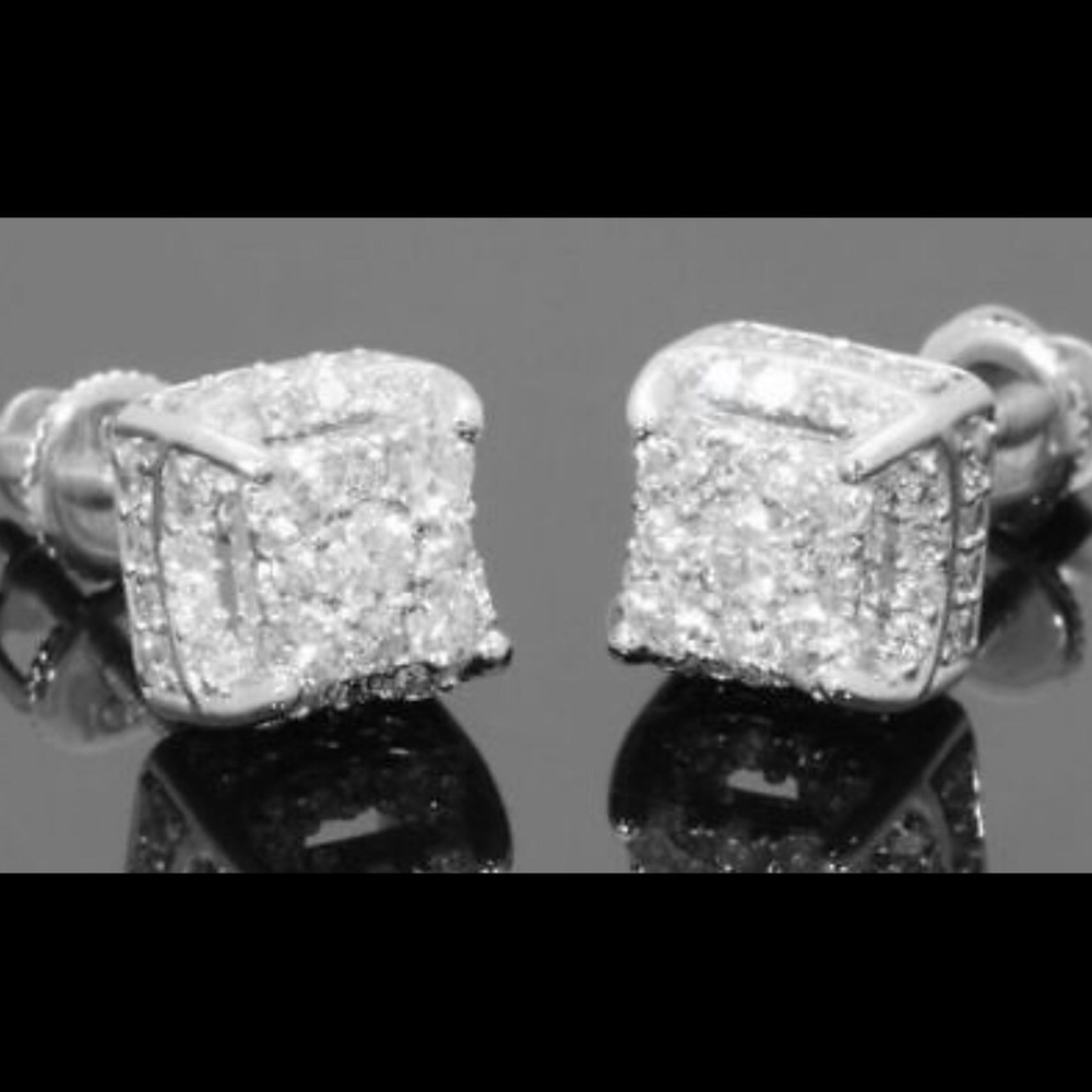 💿 White Sapphire 💿